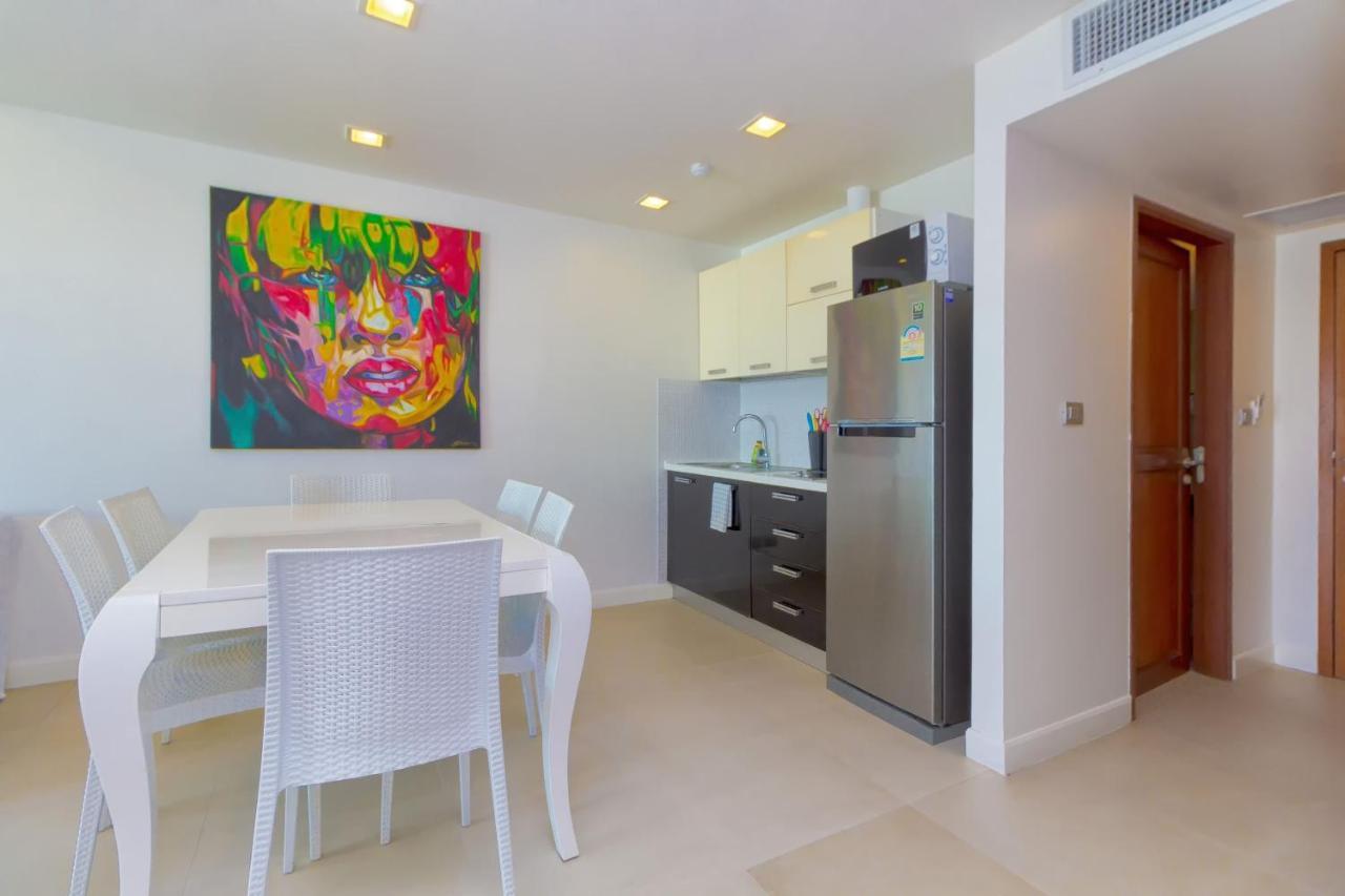Premium Two-Bedroom Karon Butterfly Suite With Panoramic Sea Views" 외부 사진